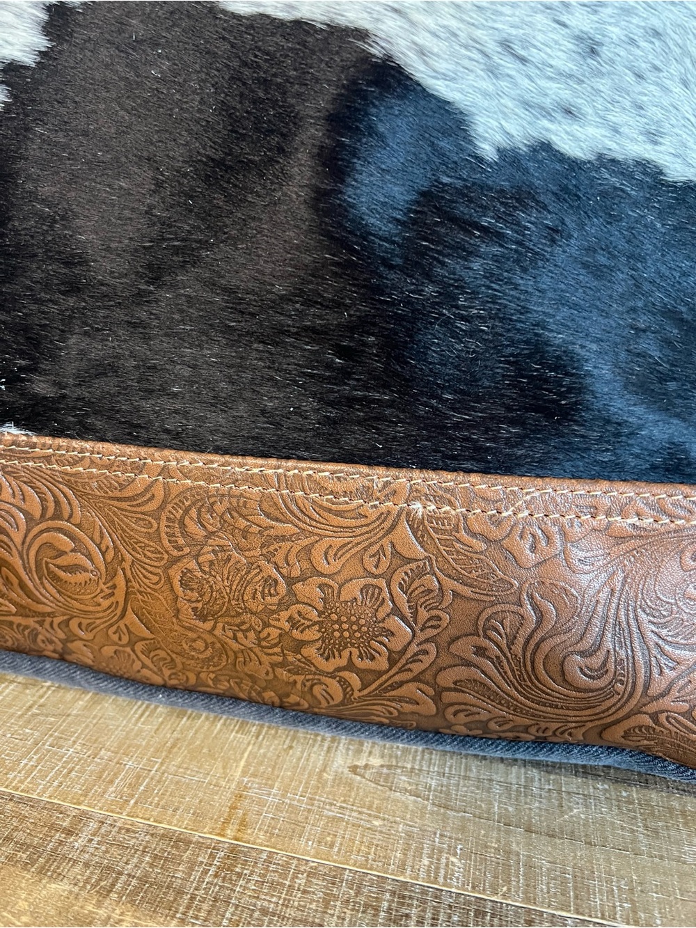 New Myra Western Cowhide Weekender Bag Leather Duffel Travel Carry-On Boho - Picture 10 of 11